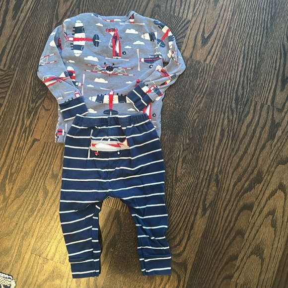 Hatley Airplane Pyjamas - Picture 2 of 3
